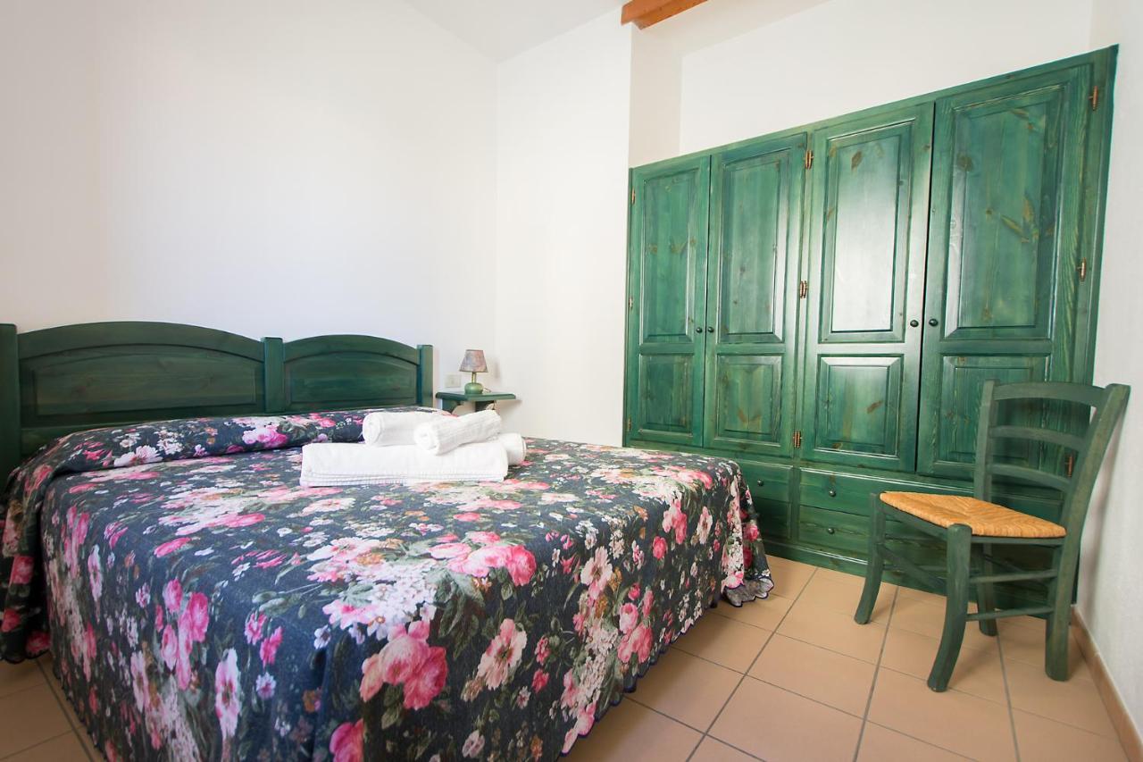 La Corte Del Maria Rosaria Orosei Extérieur photo